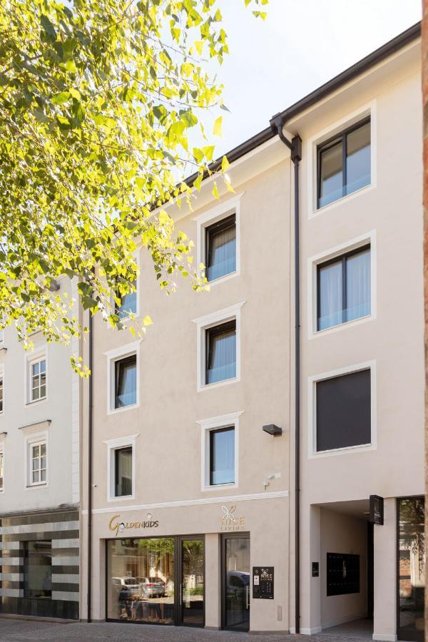 Nice Living Neue- Moderne Apartments Im Herzen Von Brixen - Kostenlose Brixencard - Ideal Fuer Familien, Paare, Geschaeftsreisende Und Allen Urlaubs Hungrigen المظهر الخارجي الصورة