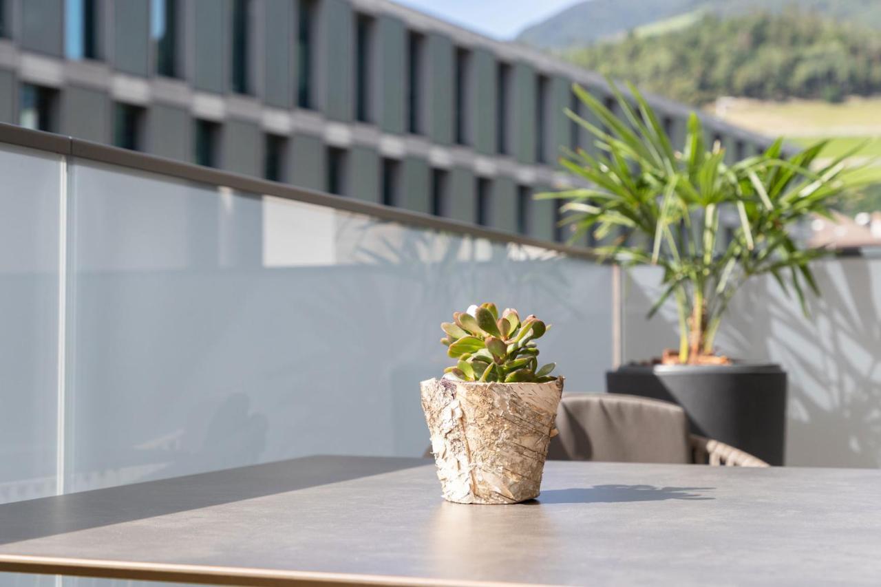 Nice Living Neue- Moderne Apartments Im Herzen Von Brixen - Kostenlose Brixencard - Ideal Fuer Familien, Paare, Geschaeftsreisende Und Allen Urlaubs Hungrigen المظهر الخارجي الصورة