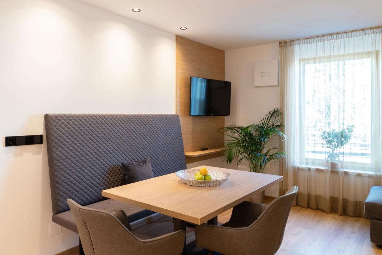 Nice Living Neue- Moderne Apartments Im Herzen Von Brixen - Kostenlose Brixencard - Ideal Fuer Familien, Paare, Geschaeftsreisende Und Allen Urlaubs Hungrigen المظهر الخارجي الصورة